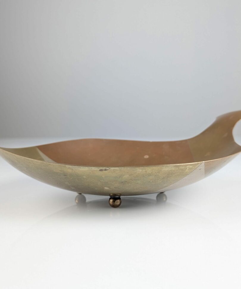 Plato centro de Pez, Cobre y Latón con Metales Mixtos, E. Cabello C.A. México, 1960s