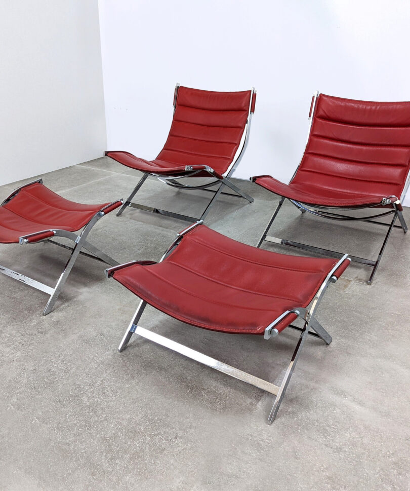 Par de sillones y otomanas de diseño por Antonio Citterio, Italia 1980s