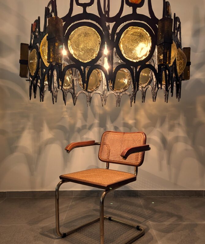 Lámpara escultura chandelier en hierro forjado y cristal soplado - Imagen 7