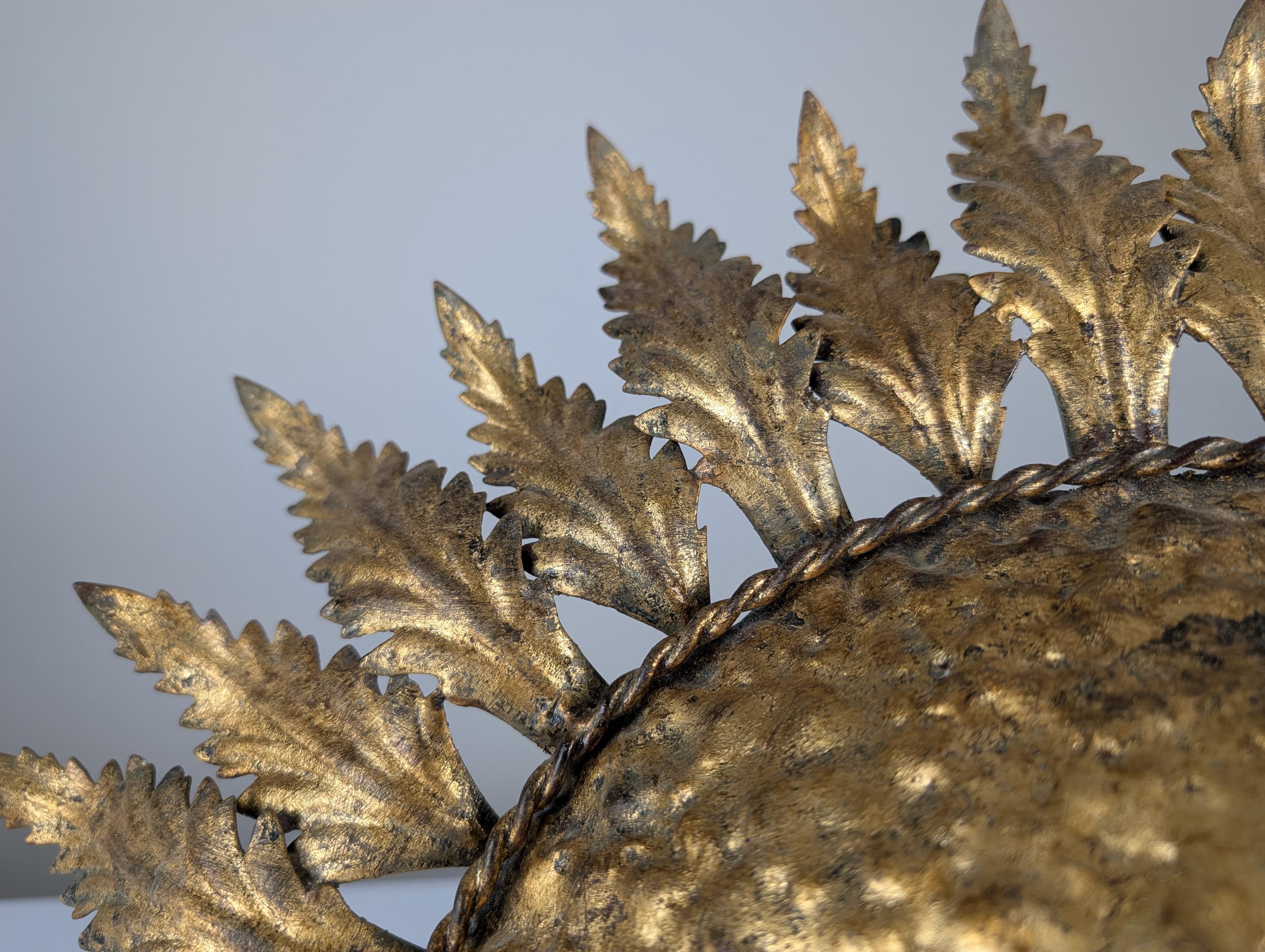 Lámpara de techo o pared de sol dorado con rayos de hojas 1950s - Imagen 4