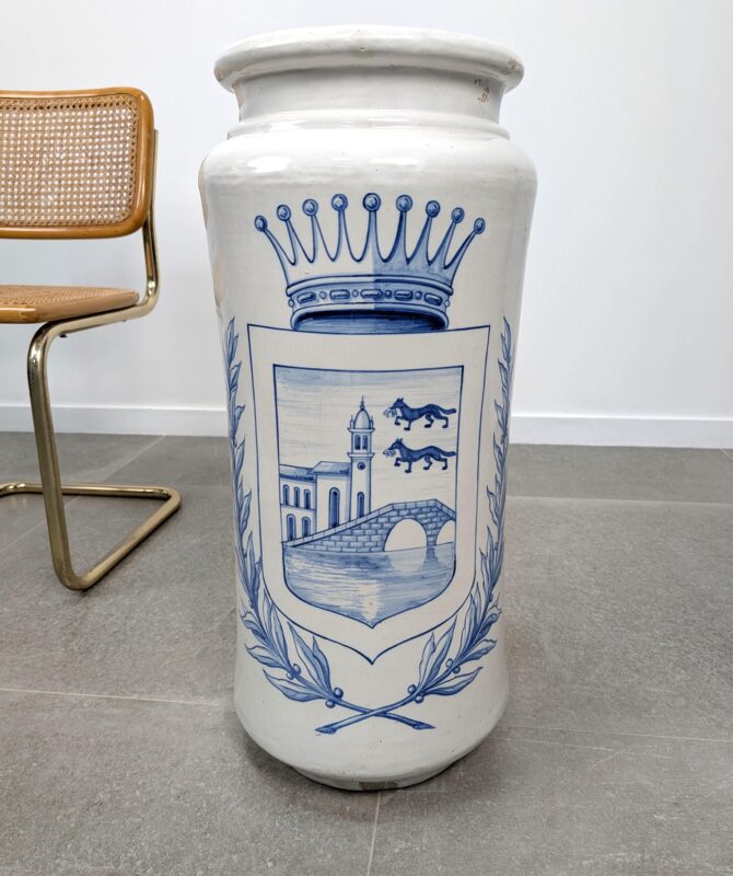 Antiguo Paragüero Bastonero de cerámica Talavera con Escudo de Bilbao - Imagen 3