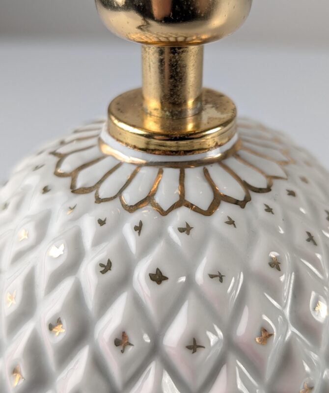 Lámpara Piña de Mesa en Porcelana con Efecto Iridiscente y Oro por Capodimonte - Imagen 6