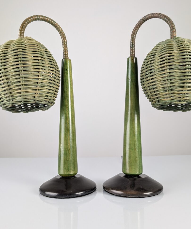 Organic Modern Estilo Mario Lopez Torres Lámparas Ratán Verde 1980s