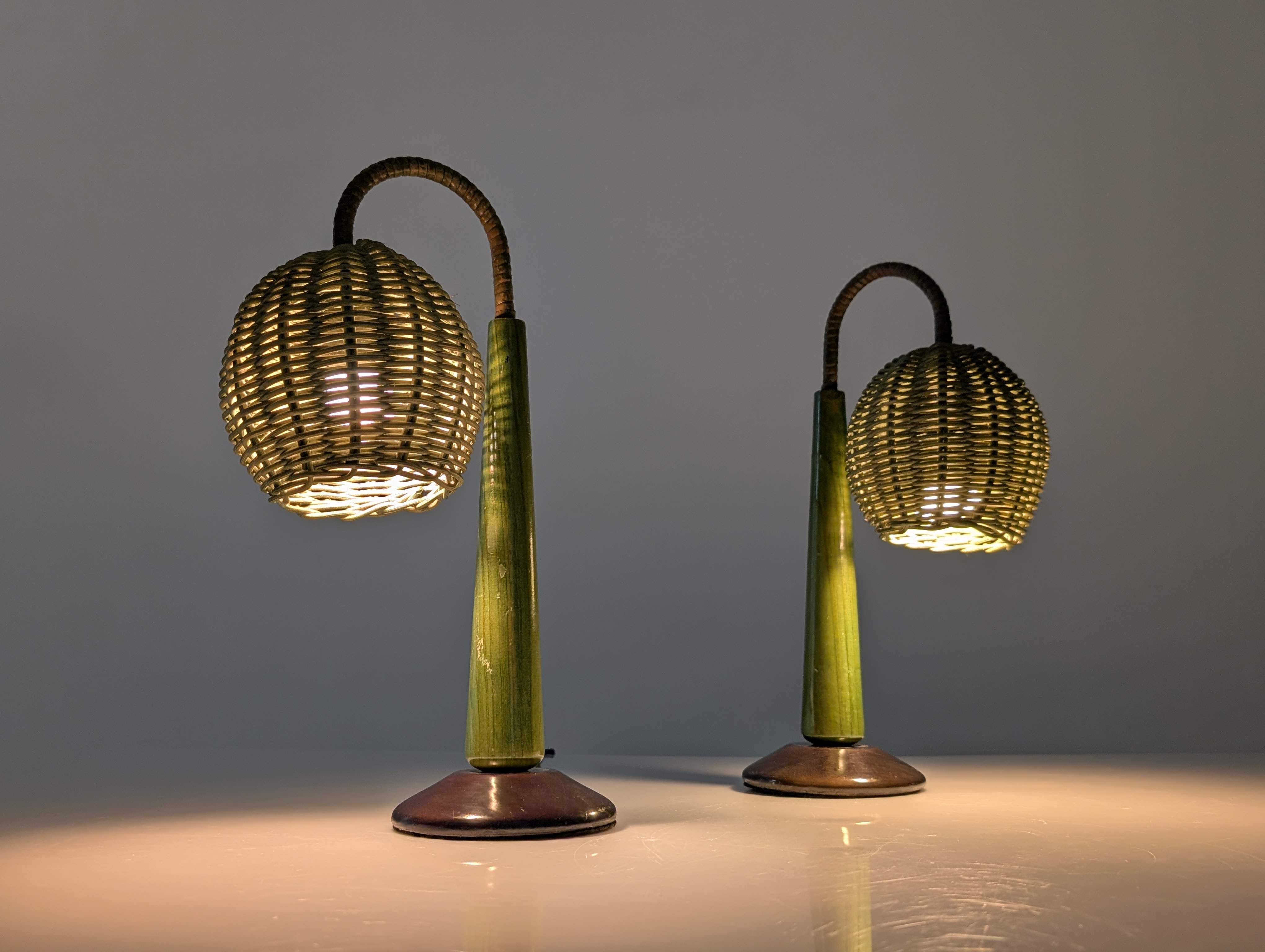 Organic Modern Estilo Mario Lopez Torres Lámparas Ratán Verde 1980s - Imagen 2