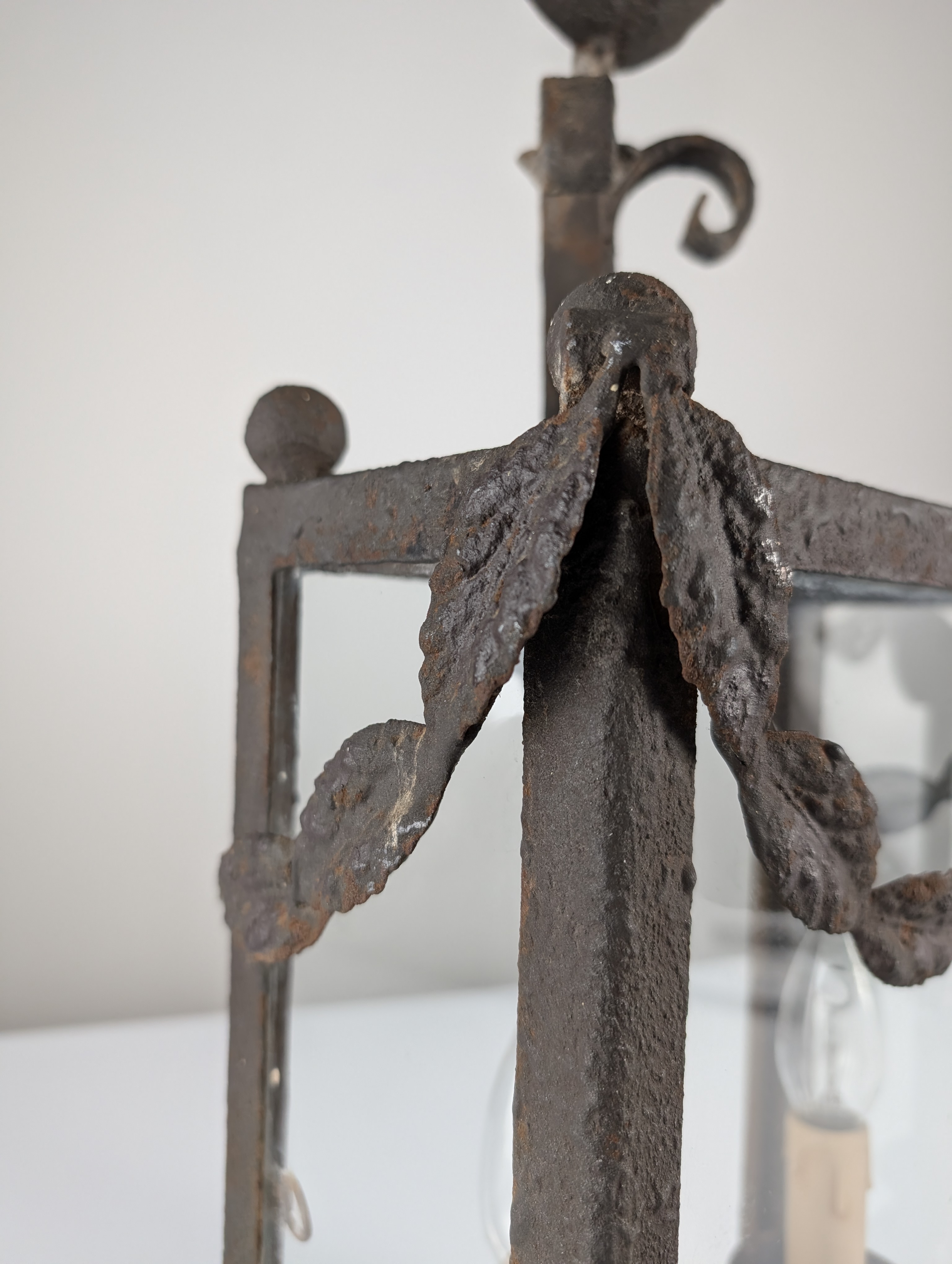 Farol de Hierro Forjado con Paneles de Cristal, Motivos de Hojas - Imagen 2