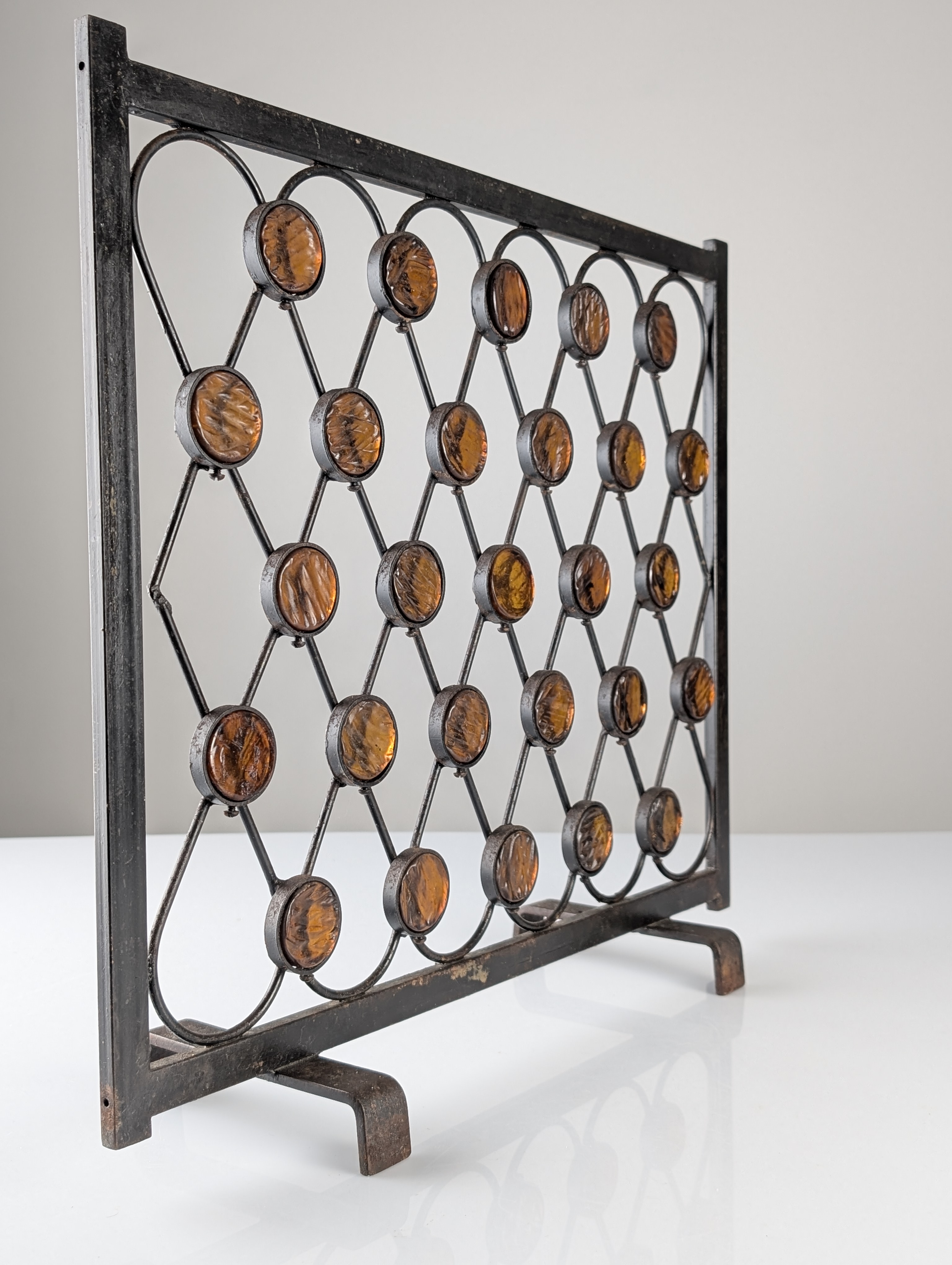 Chispero de Diseño en Hierro Forjado con Discos Naranjas, Mid-Century, 1960s - Imagen 5