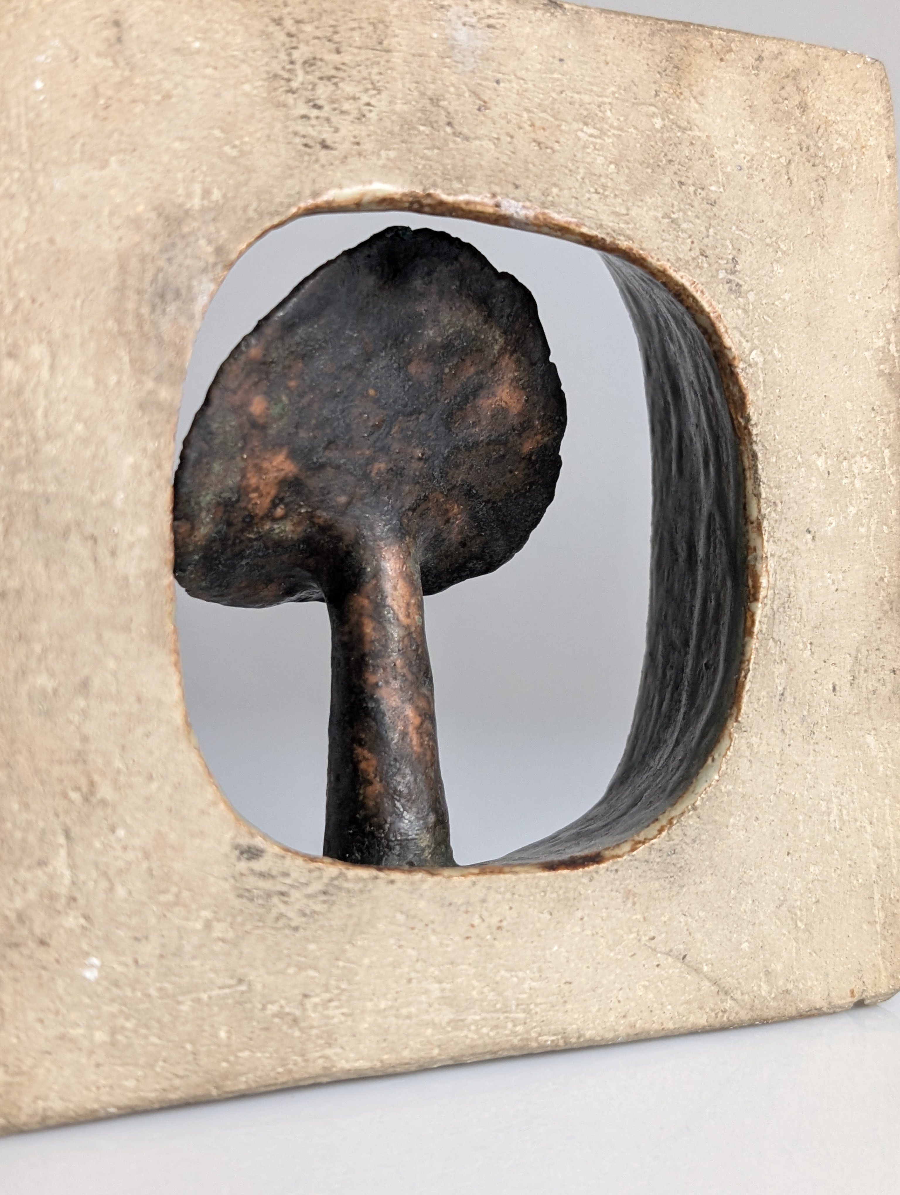 Escultura de Arenisca Vidriada por Ruth Duckworth, 1961 - Imagen 4