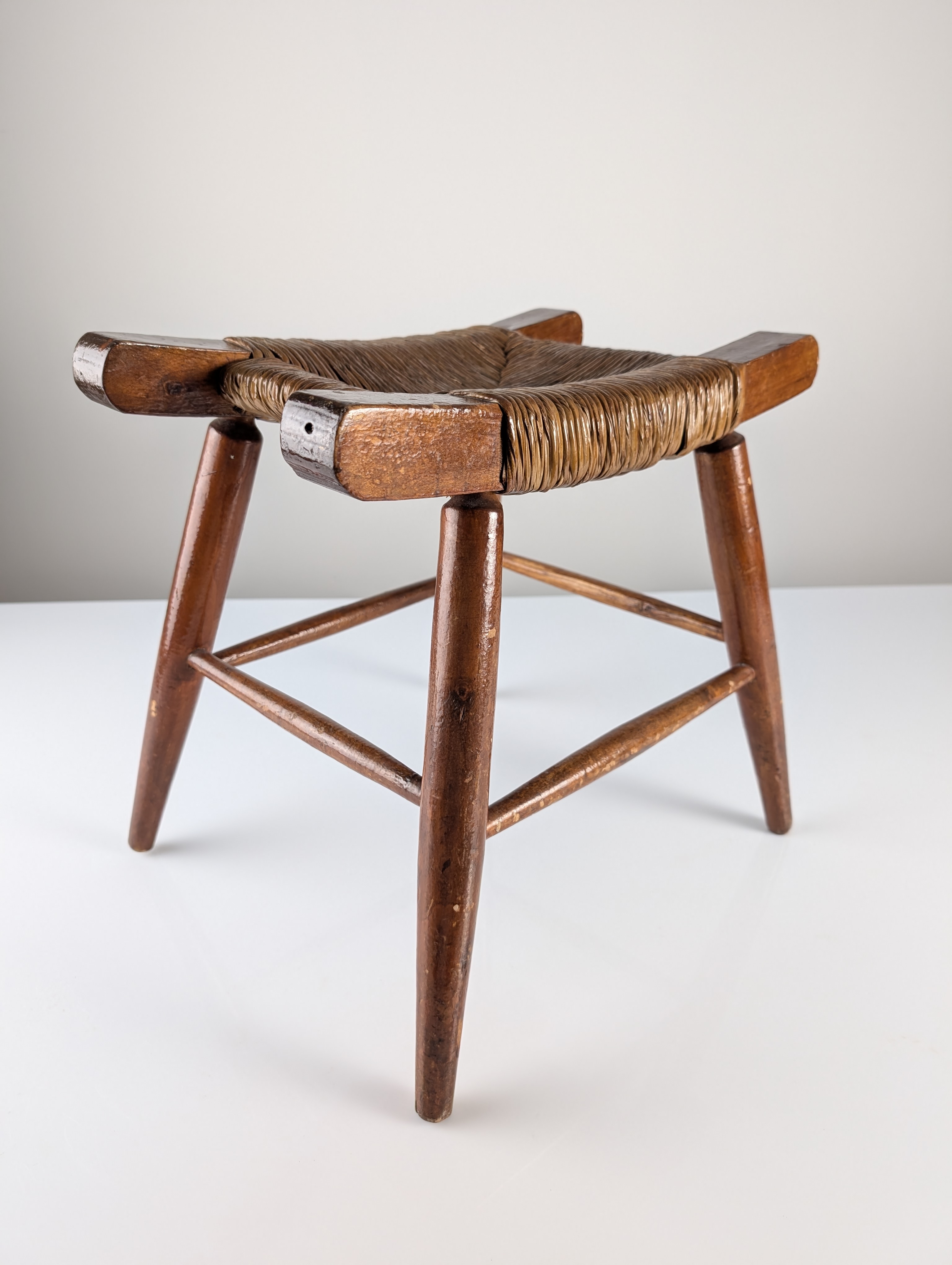 Taburete Rústico de Madera y Enea "Tajo", España, 1940s - Imagen 16