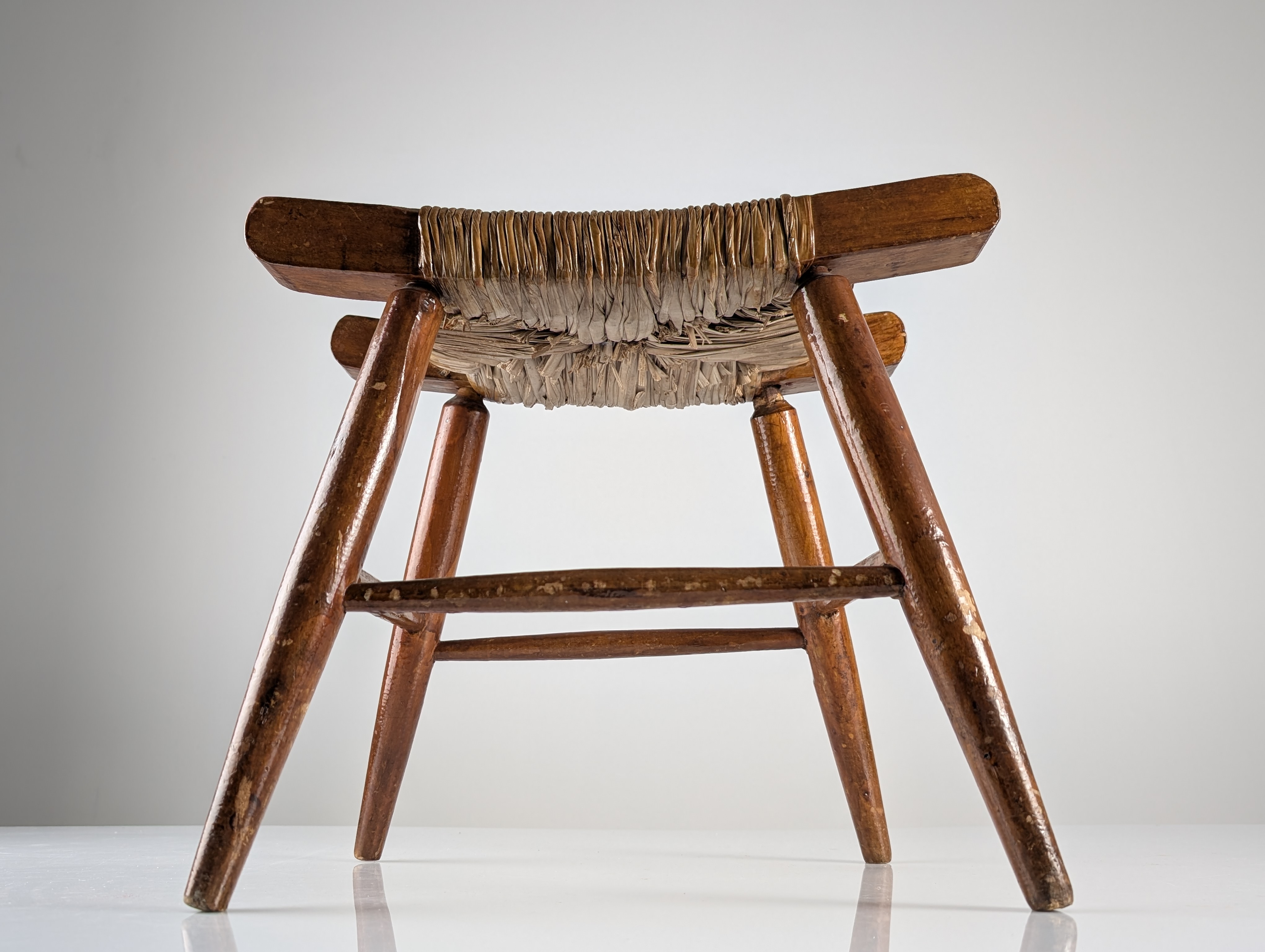 Taburete Rústico de Madera y Enea "Tajo", España, 1940s - Imagen 4