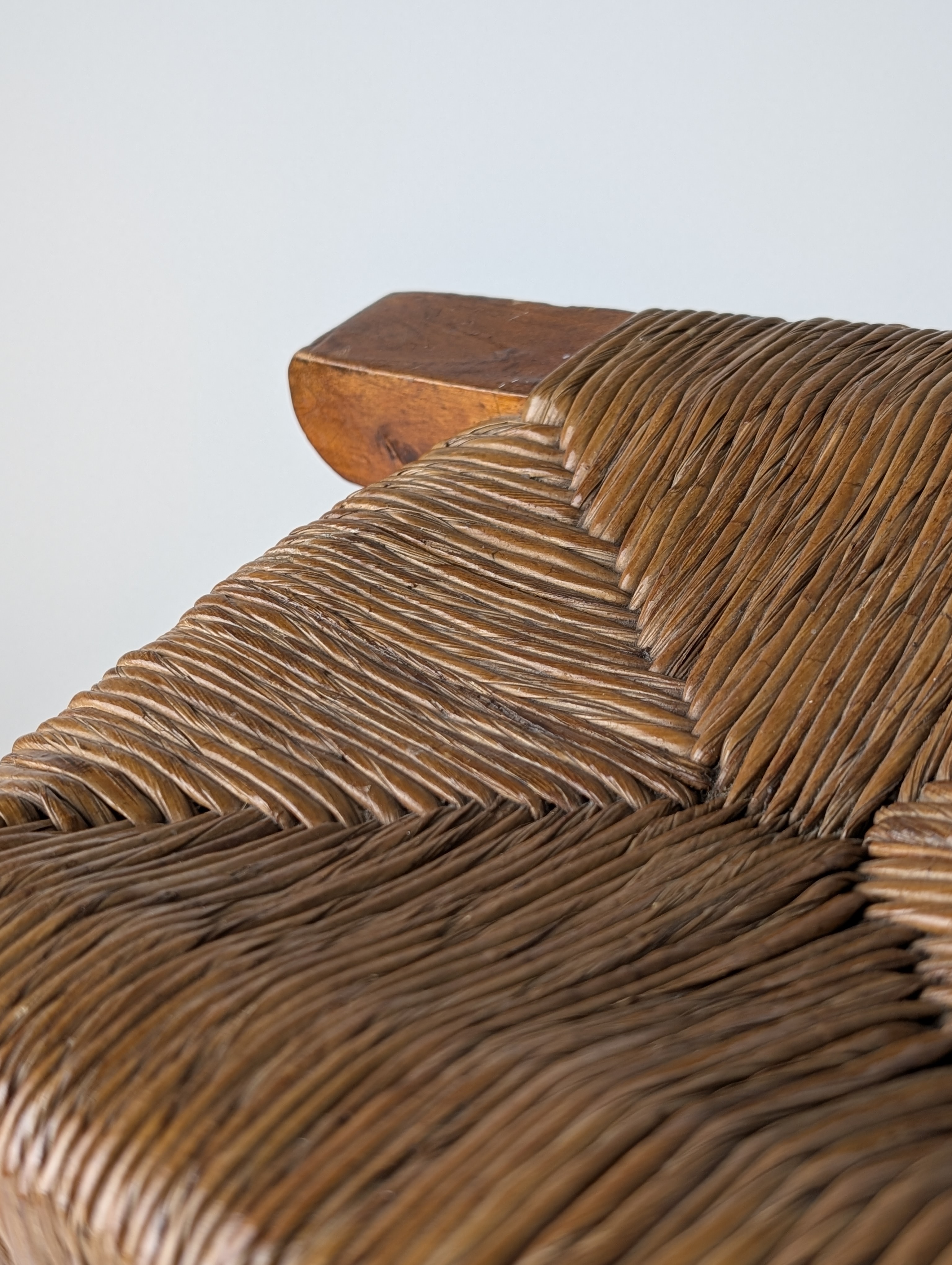 Taburete Rústico de Madera y Enea "Tajo", España, 1940s - Imagen 9