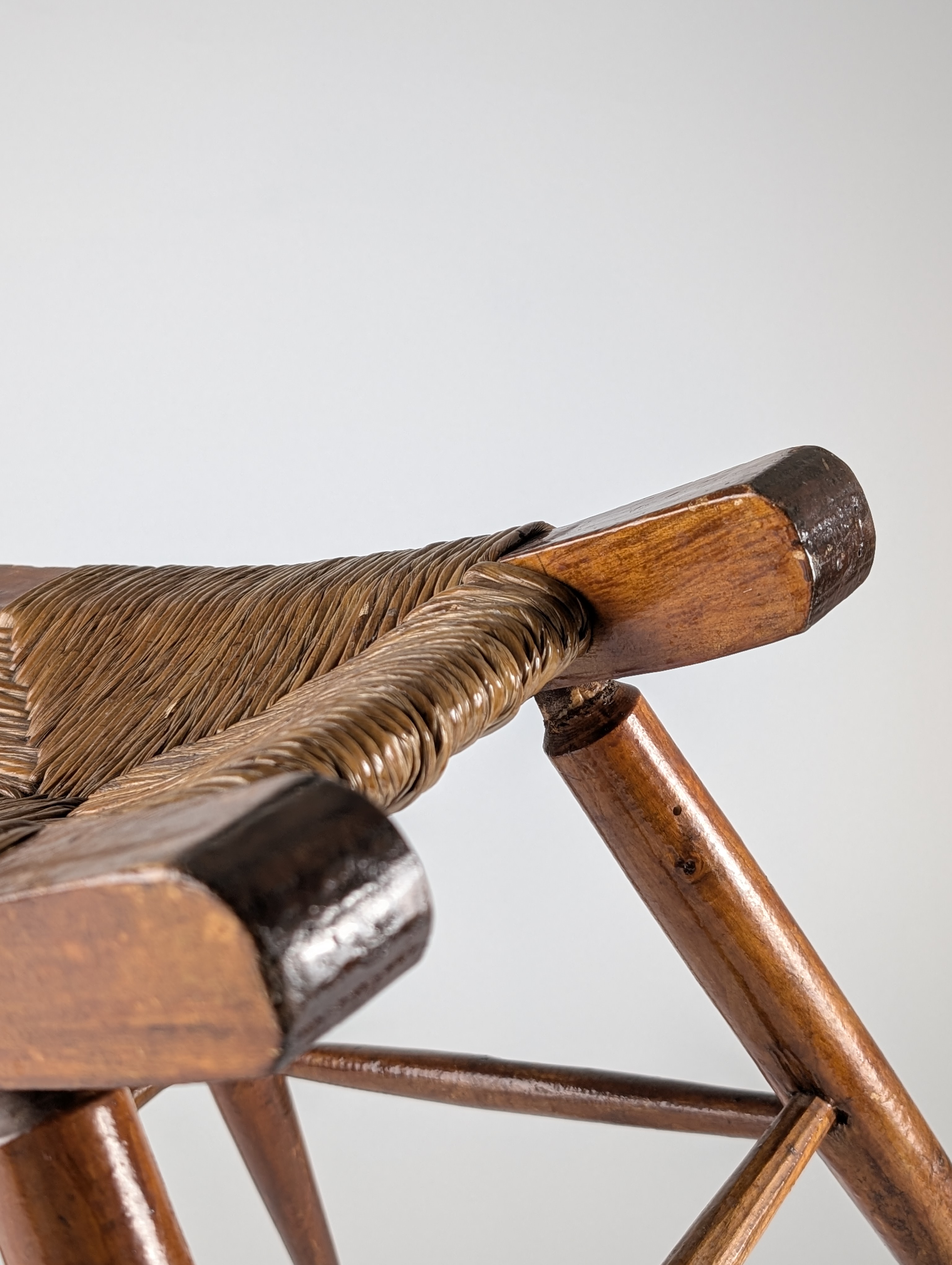 Taburete Rústico de Madera y Enea "Tajo", España, 1940s - Imagen 8