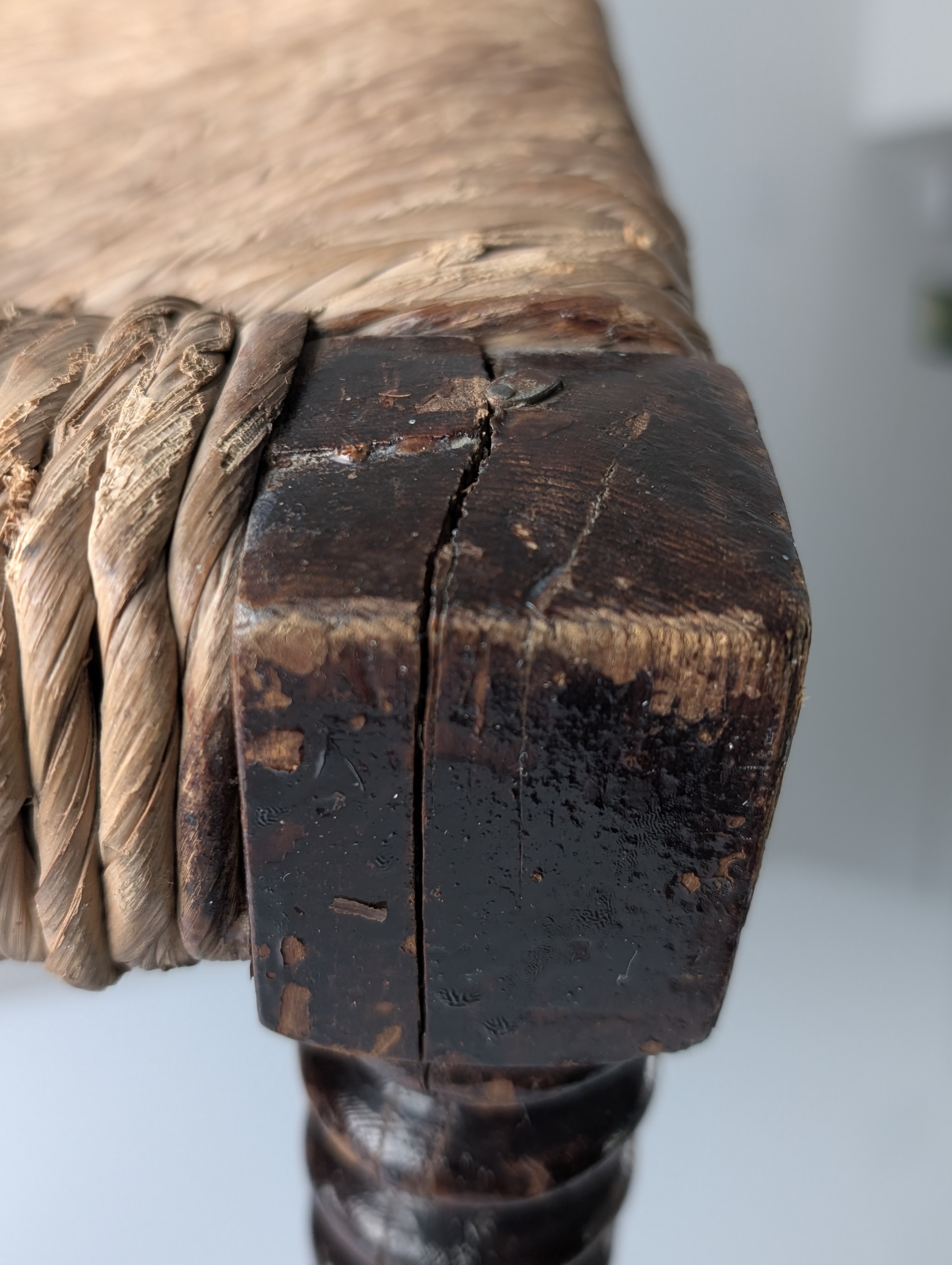 Banco Español Tradicional de Enea con Patas Torneadas, 1940s - Imagen 14