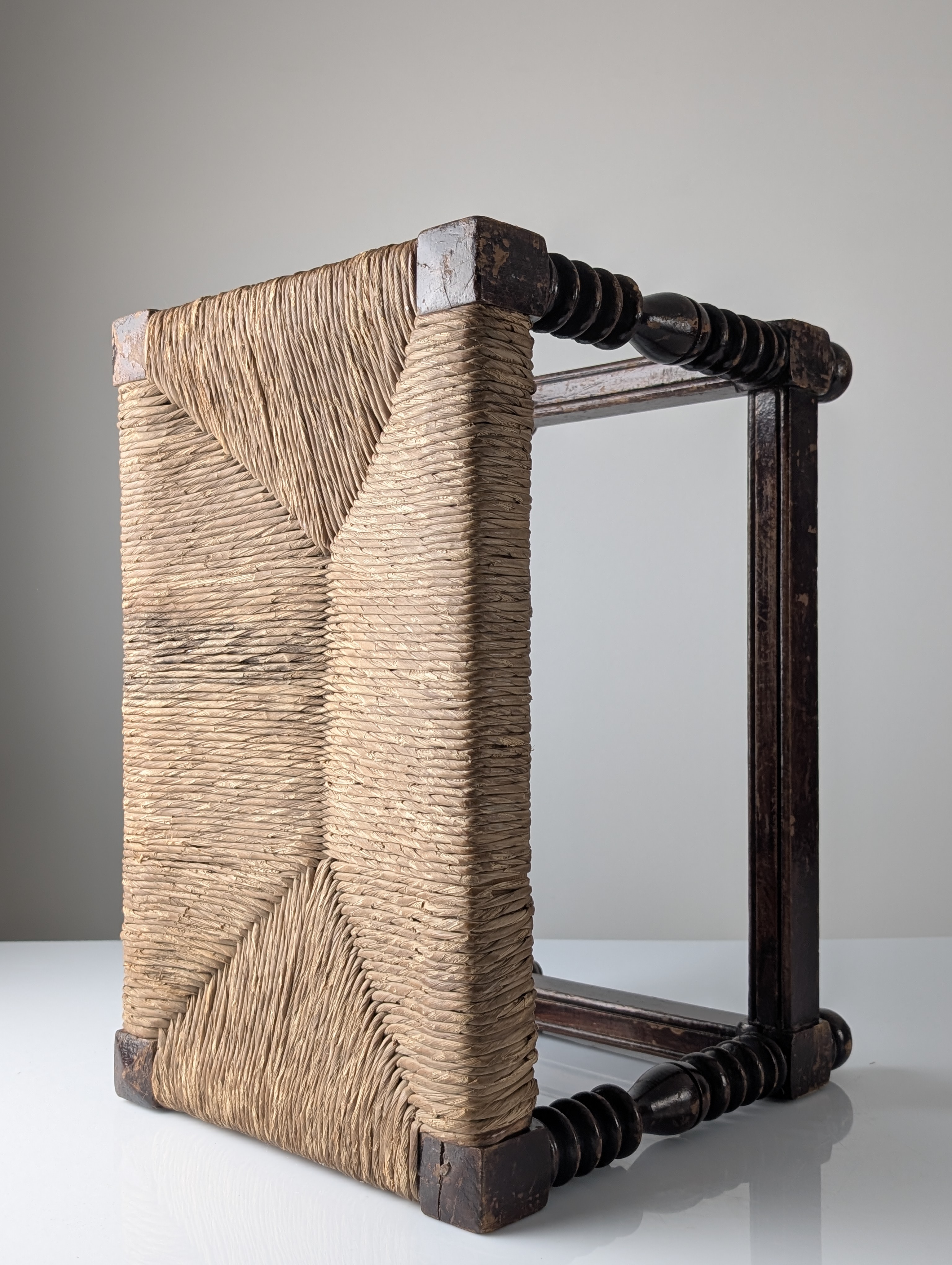 Banco Español Tradicional de Enea con Patas Torneadas, 1940s - Imagen 10