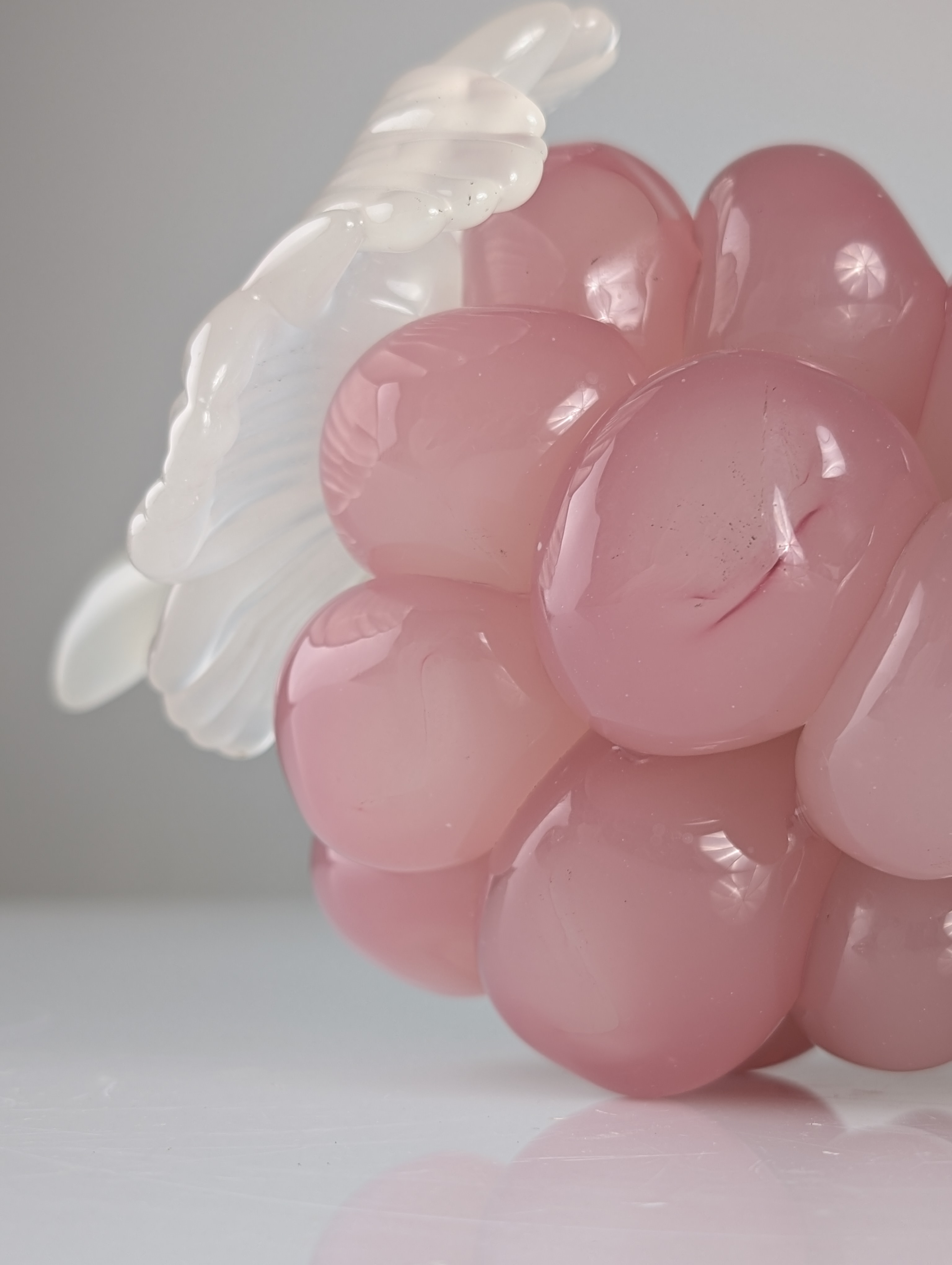 Escultura de Racimo de Uvas en Cristal de Murano, Rosa y Blanco Translúcido, Mid-Century - Imagen 9