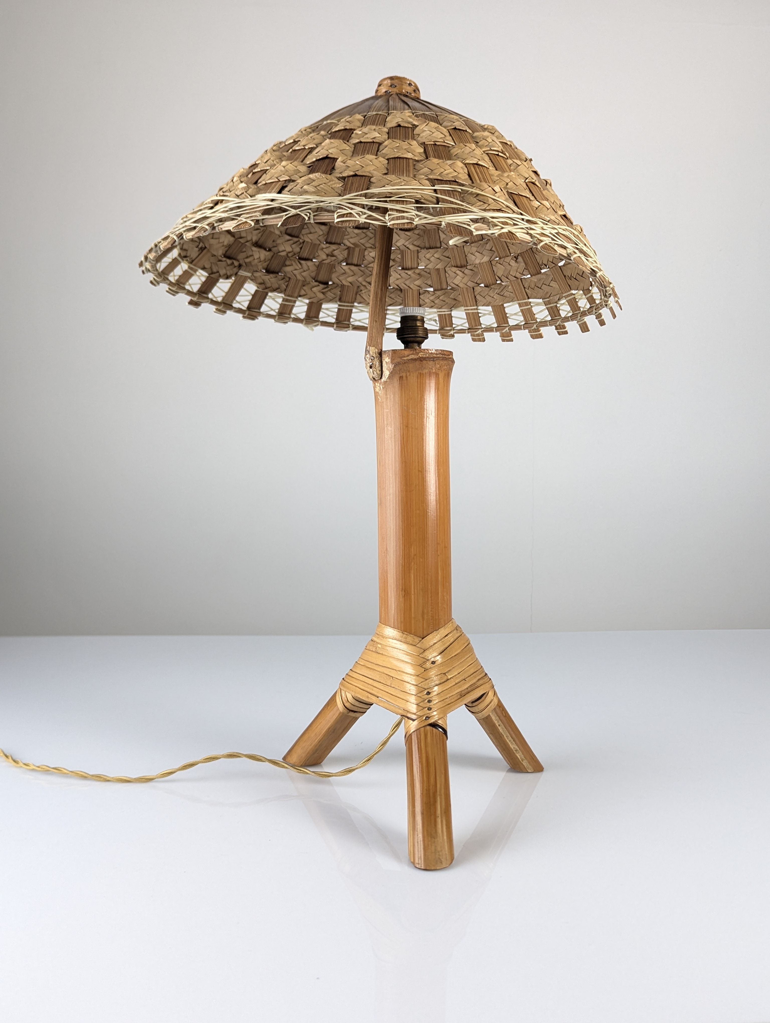 Lámpara de Mesa de Bambú y Ratán con Pantalla Tejida, 1950s - Imagen 12