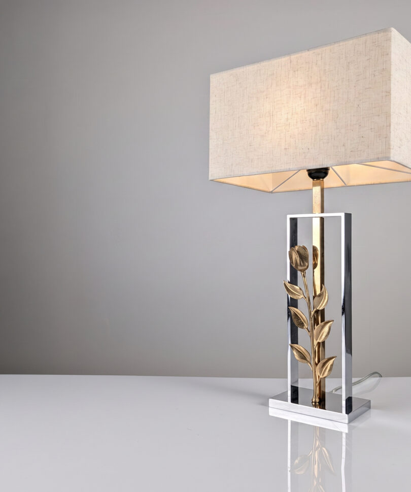 Lámpara de Mesa Maison Charles en Cromo y Bronce Dorado con Rosa, Francia, 1970s