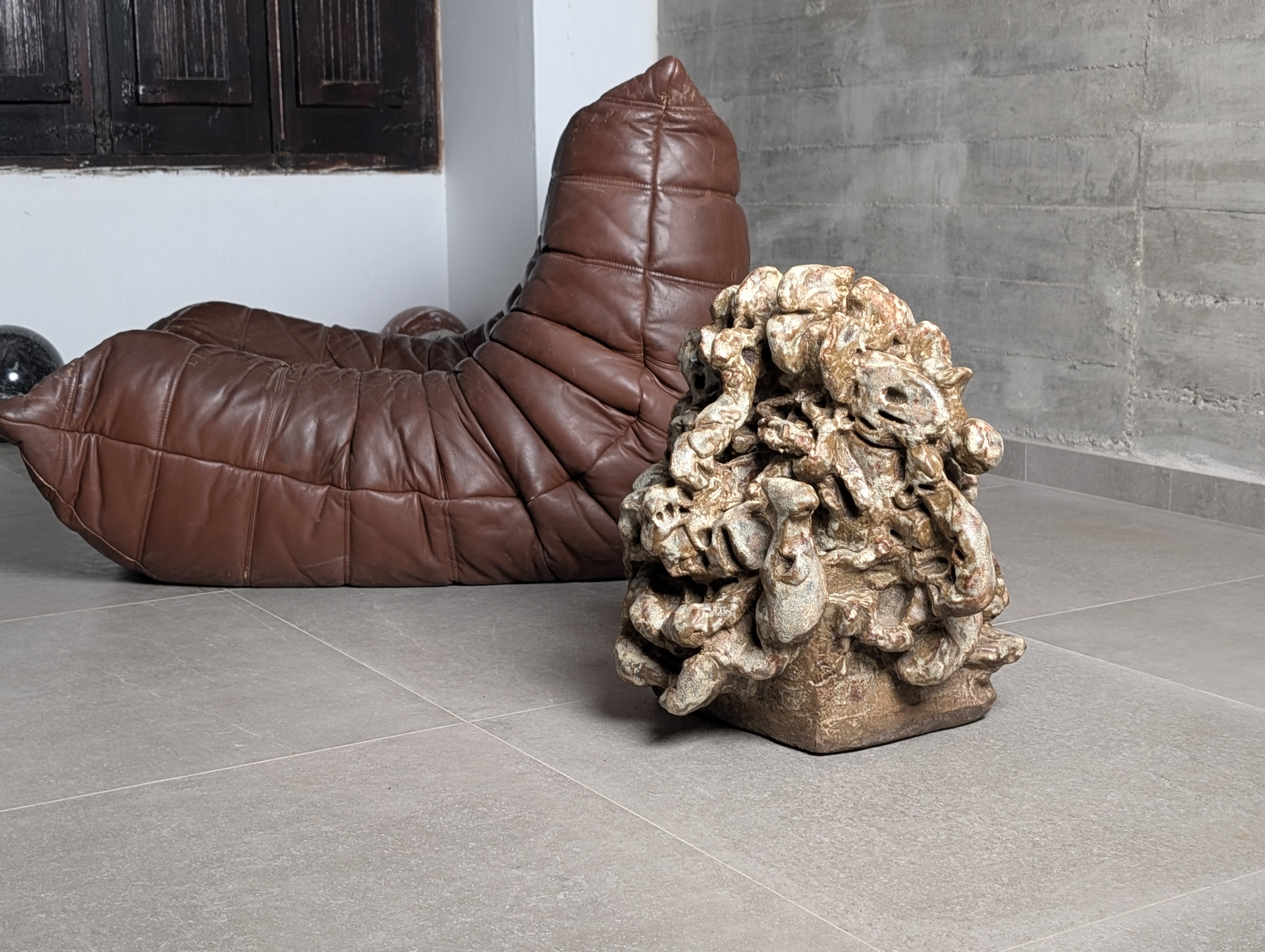 Gran Escultura Orgánica en Gres Vidriado con Formas de Coral, Firmada, 2002 - Imagen 7