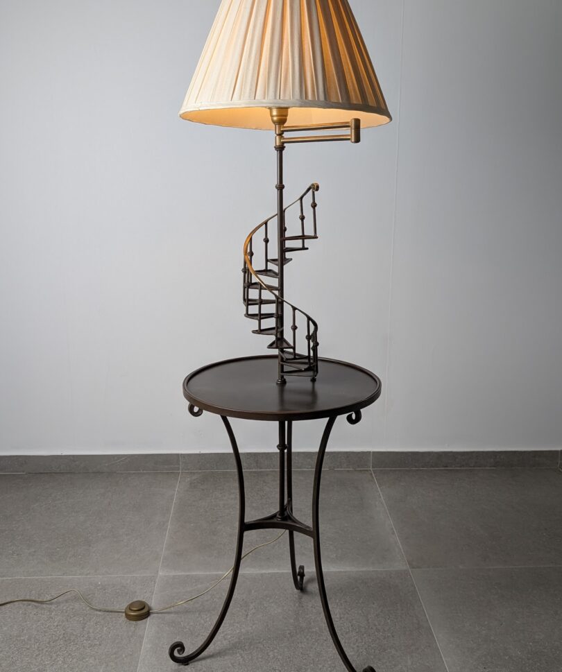 Lámpara de Pie Velador Francesa con Escalera de Caracol, Hierro y Latón, Mid-Century